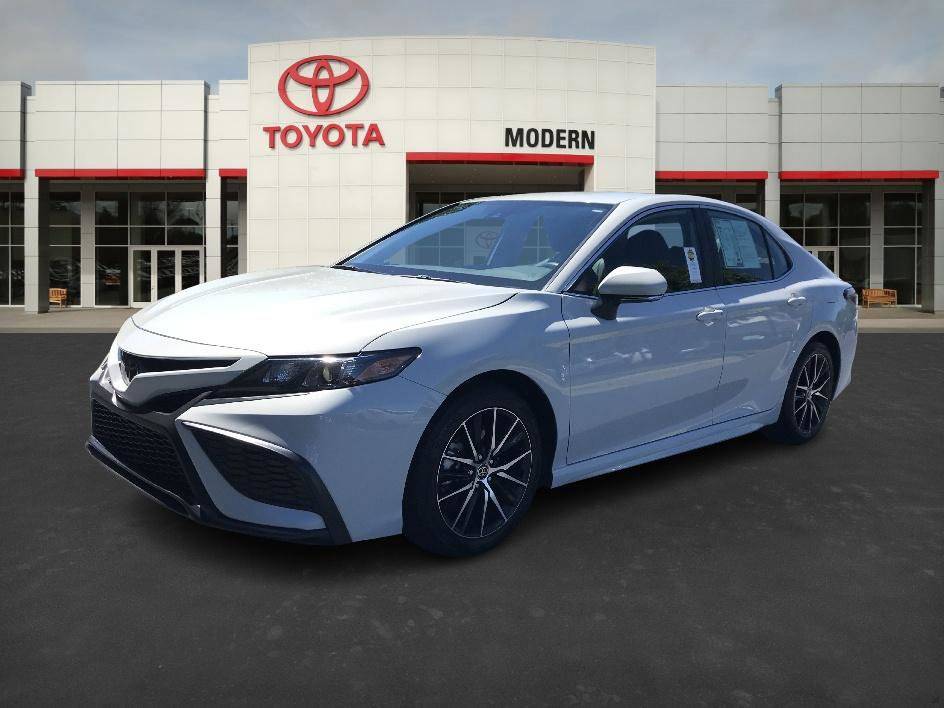 2024 Toyota Camry SE — Sedan — 41,883 mi — Winston-Salem, NC