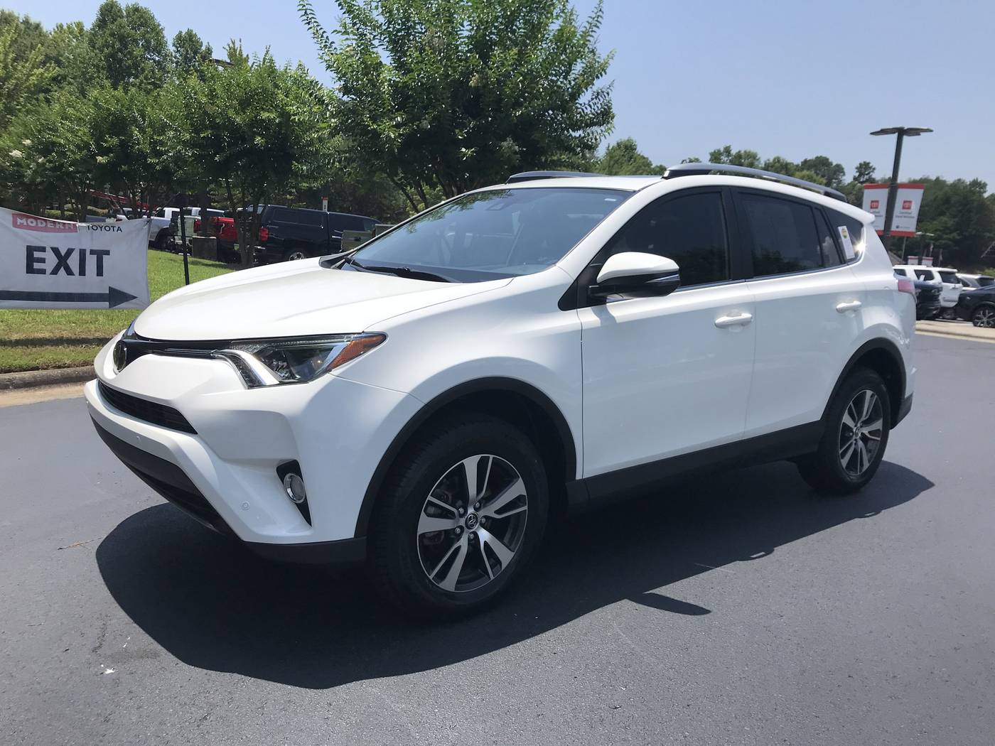 2018 Toyota RAV4 XLE — SUV — 26,108 mi — Winston-Salem, NC