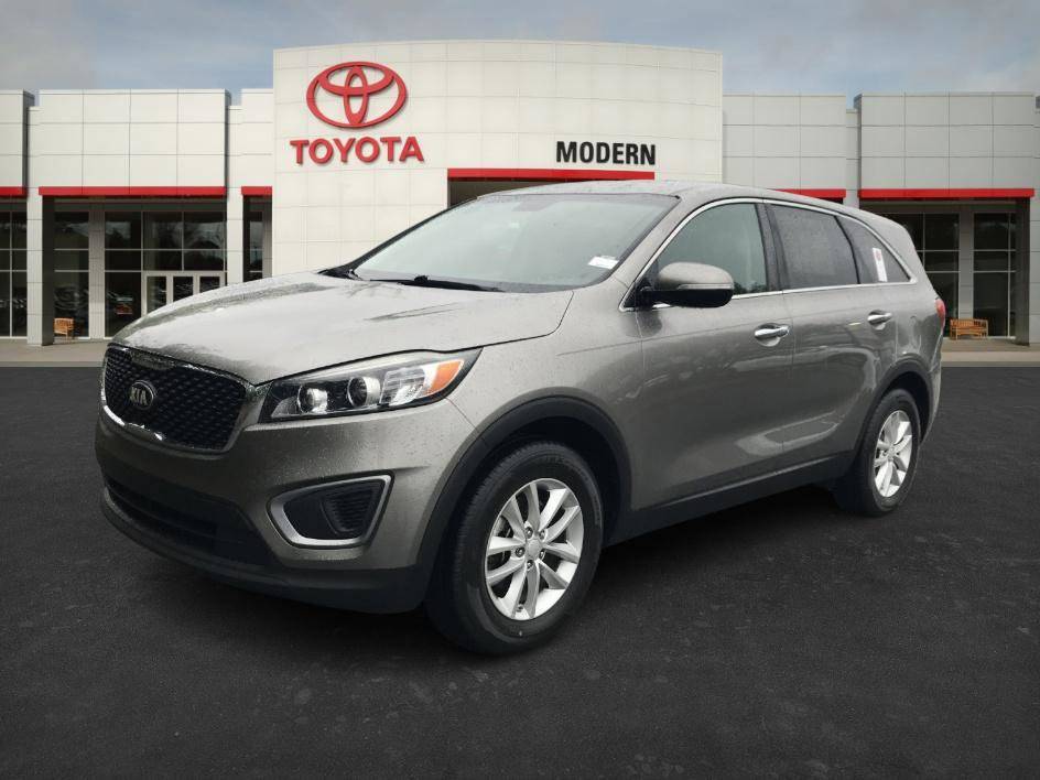 2016 Kia Sorento L — SUV — 121,896 mi — Winston-Salem, NC