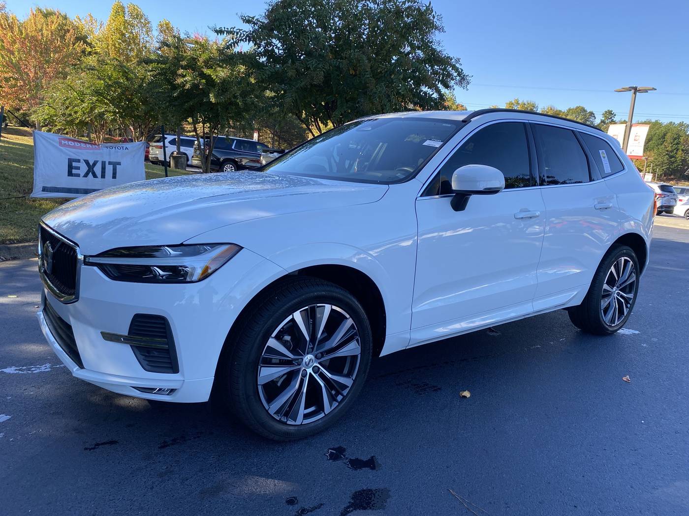 2022 Volvo XC60 Momentum — SUV — 54,139 mi — Winston-Salem, NC