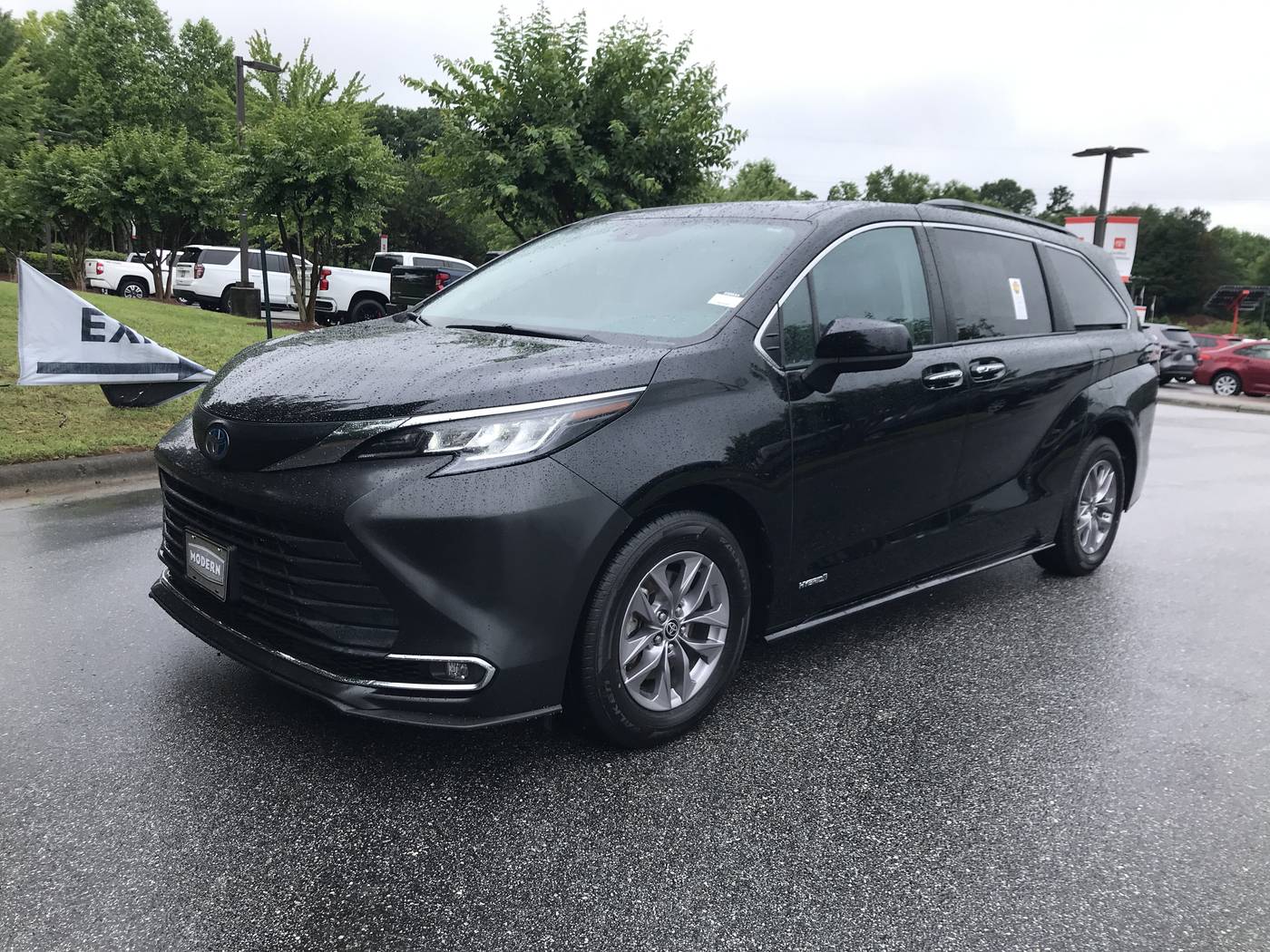 2021 Toyota Sienna XLE — Minivan — 66,245 mi — Winston-Salem, NC