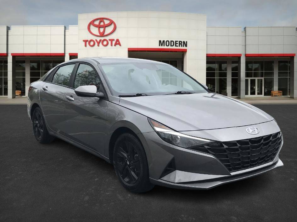 2022 Hyundai Elantra SEL — Sedan — 19,462 mi — Winston-Salem, NC