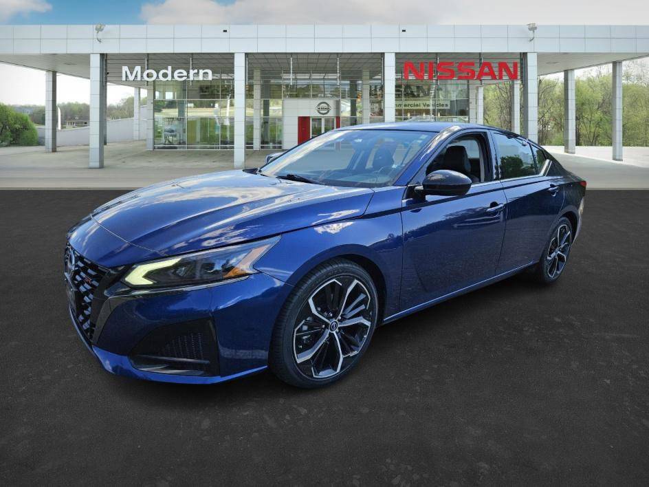 2023 Nissan Altima SR — Sedan — 52,970 mi — Winston-Salem, NC