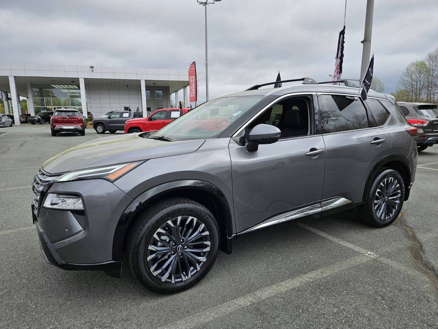 2025 Nissan Rogue Platinum — SUV — 130 mi — Winston-Salem, NC