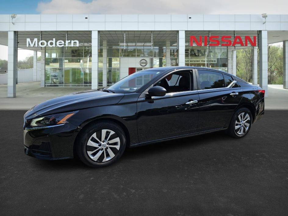 2025 Nissan Altima S — Sedan — 4,000 mi — Winston-Salem, NC