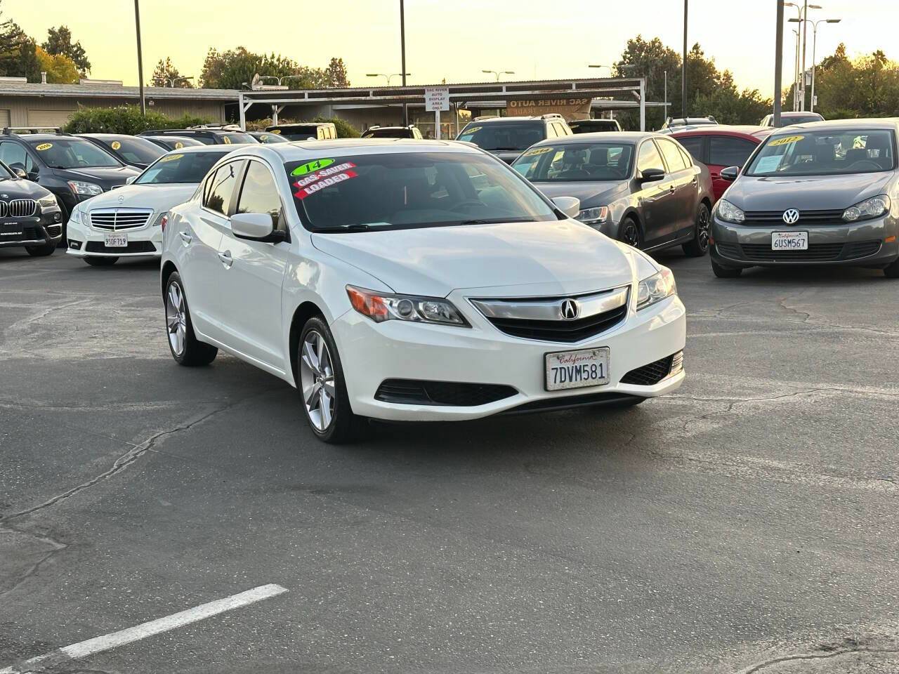 2014 Acura ILX Base — Sedan — 141,492 mi — Davis, CA