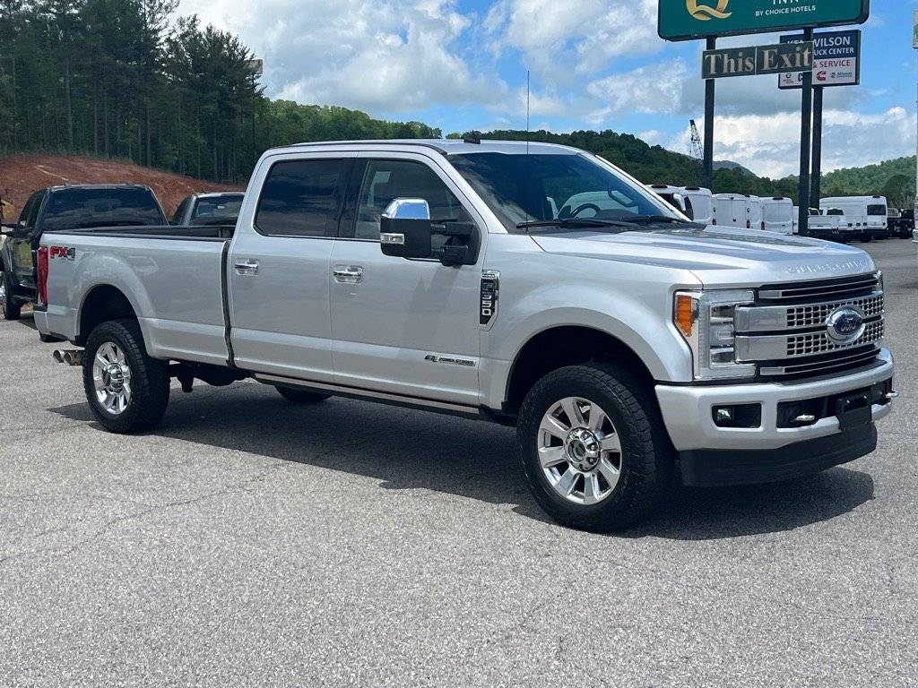 2019 Ford Super Duty F-350 Platinum — Pickup Truck — 96,404 mi — Canton, NC