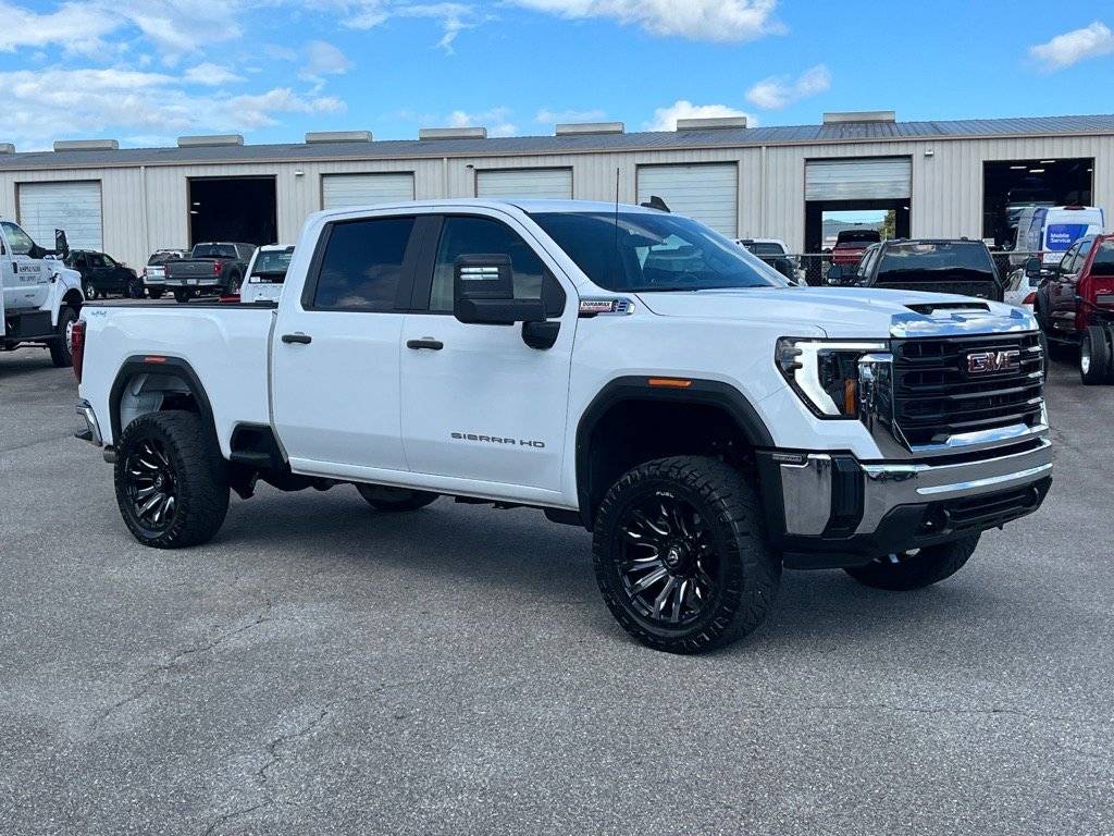 2024 GMC Sierra 2500HD Pro — Pickup Truck — 26,459 mi — Canton, NC