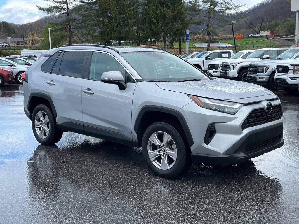 2024 Toyota RAV4 XLE — SUV — 30,842 mi — Canton, NC
