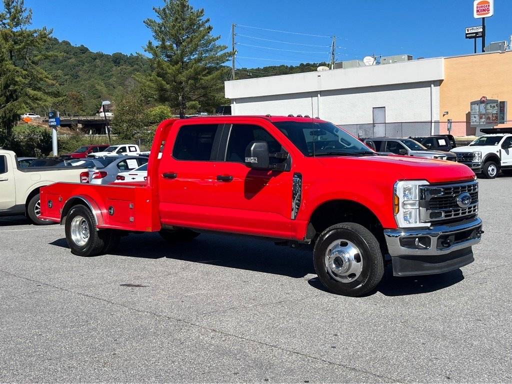 2024 Ford Super Duty F-350 Chassis Cab XL — Chassis Cab Truck — 10,637 mi — Canton, NC