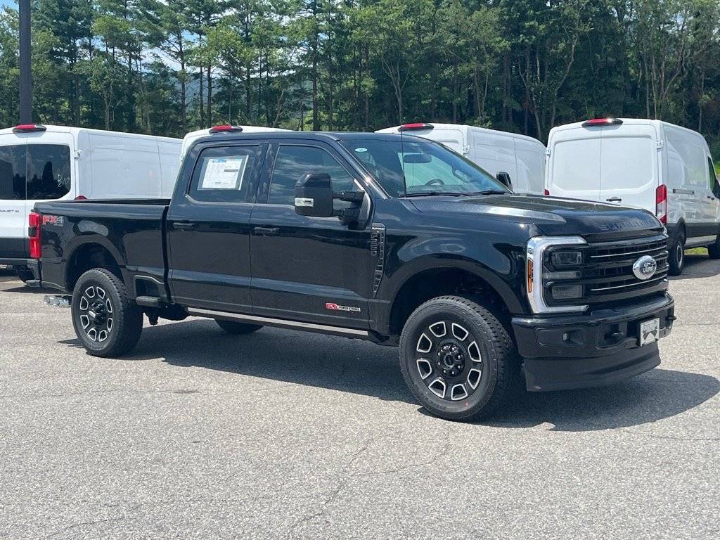 2025 Ford Super Duty F-250 Platinum — Pickup Truck — 3,006 mi — Canton, NC