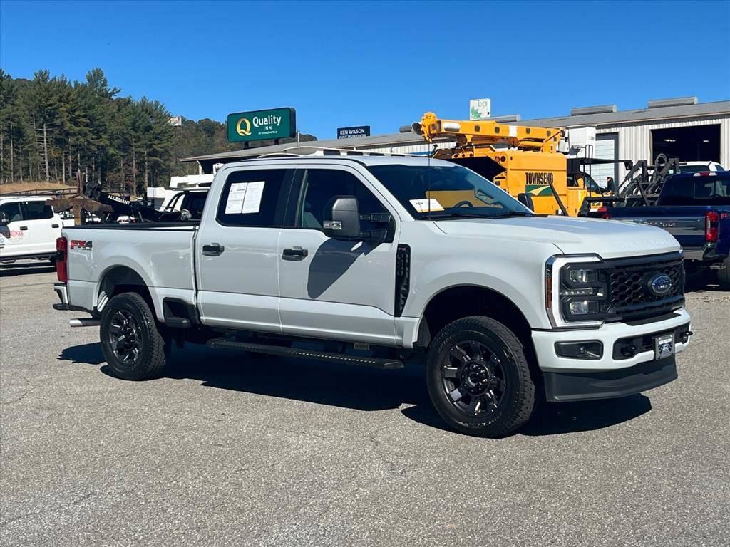 2025 Ford Super Duty F-250 LARIAT — Pickup Truck — 2,499 mi — Canton, NC