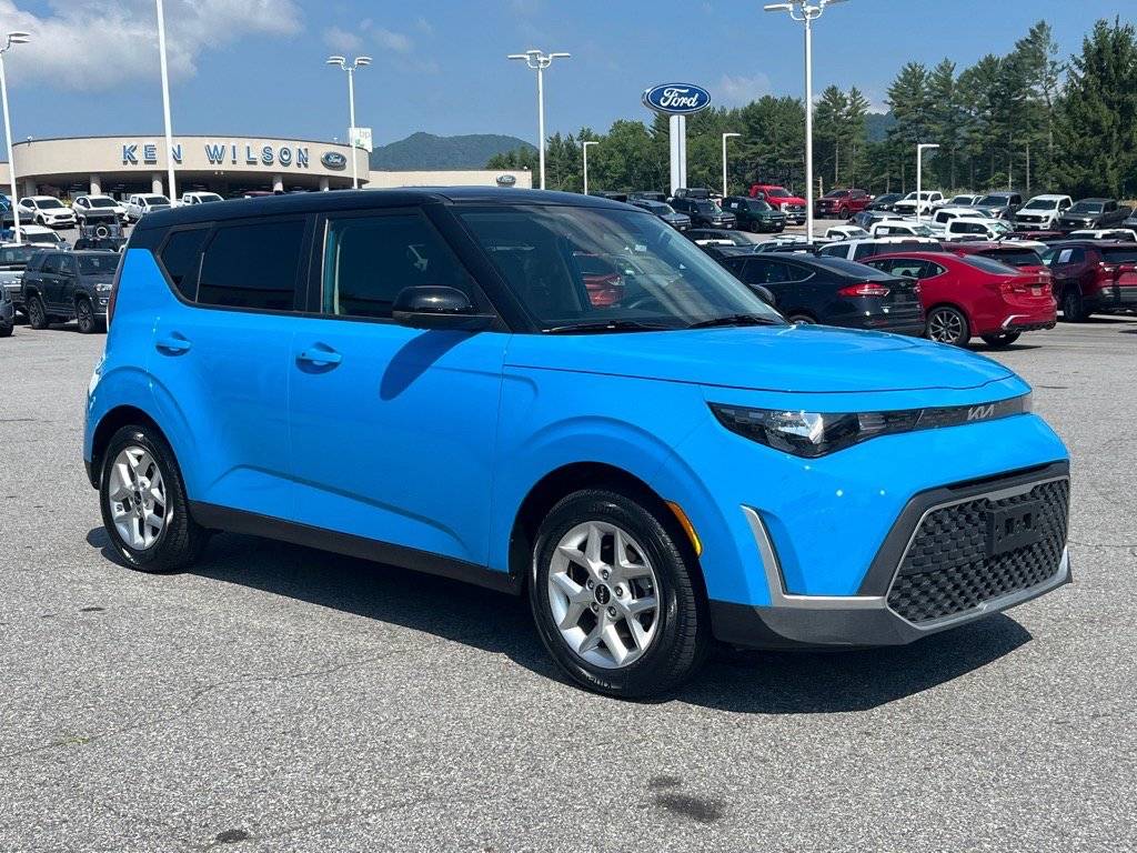 2023 Kia Soul S — Hatchback — 27,992 mi — Canton, NC