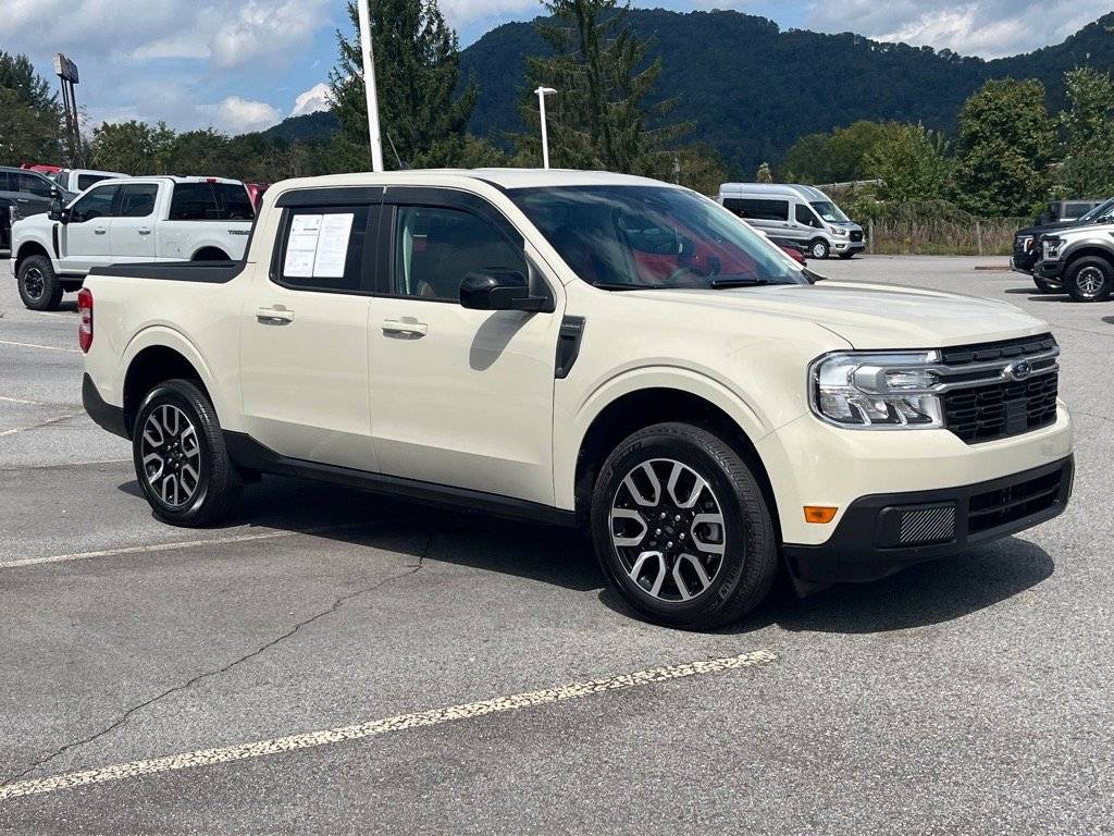 2024 Ford Maverick LARIAT — Pickup Truck — 8,250 mi — Canton, NC