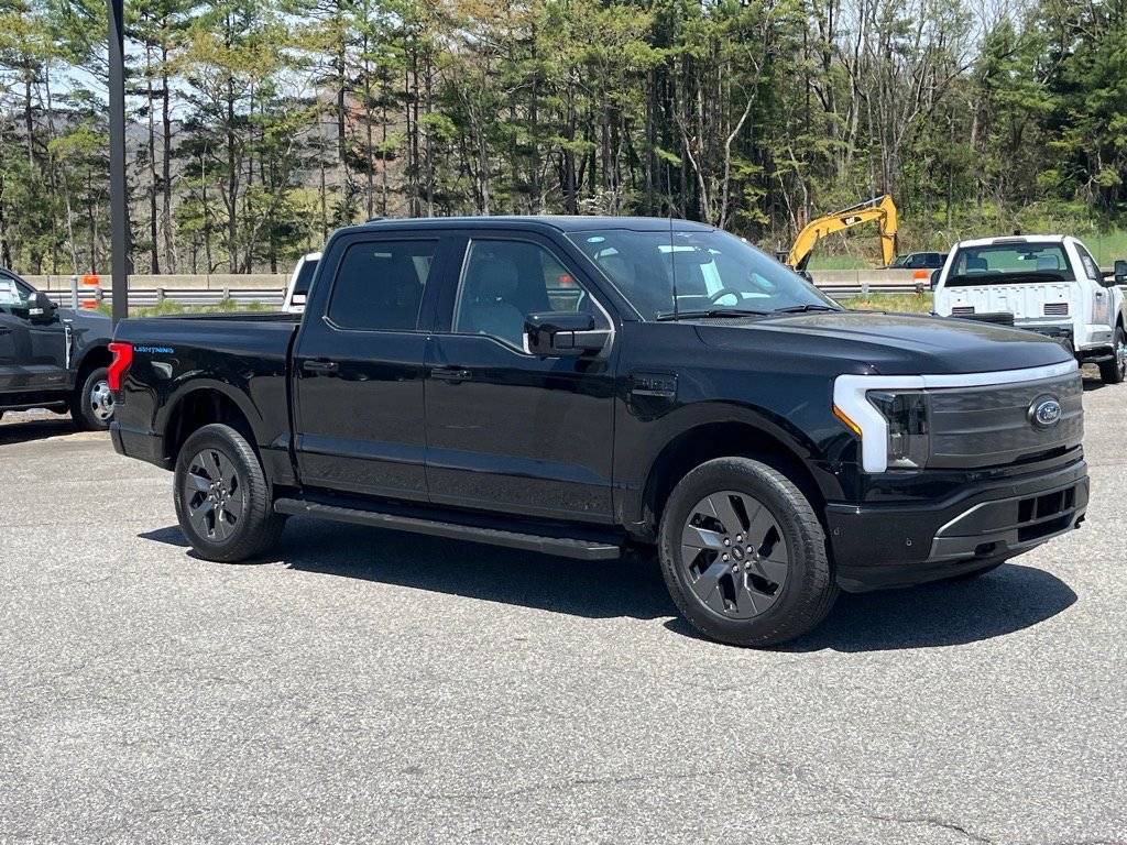 2023 Ford F-150 Lightning LARIAT — Pickup Truck — 20,874 mi — Canton, NC
