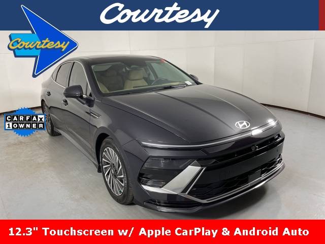 2025 Hyundai Sonata Hybrid Limited — Sedan — 4,973 mi — Mesa, AZ
