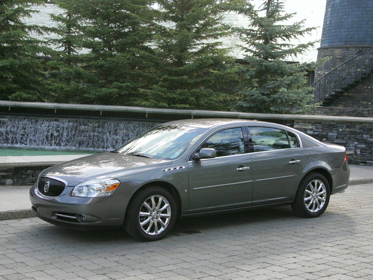 2007 Buick Lucerne CXL — Sedan — 141,737 mi — Mesa, AZ