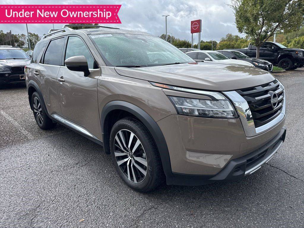 2024 Nissan Pathfinder Platinum — SUV — 12,273 mi — Nashville, TN