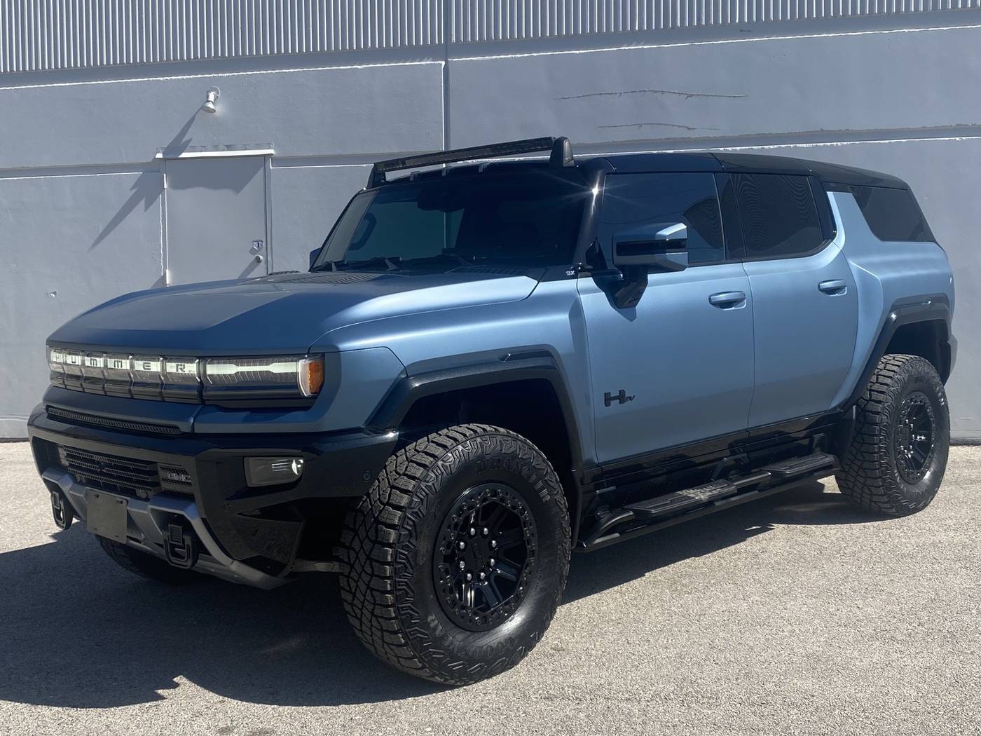 2024 GMC HUMMER EV SUV 3X — SUV — 2,102 mi — San Antonio, TX