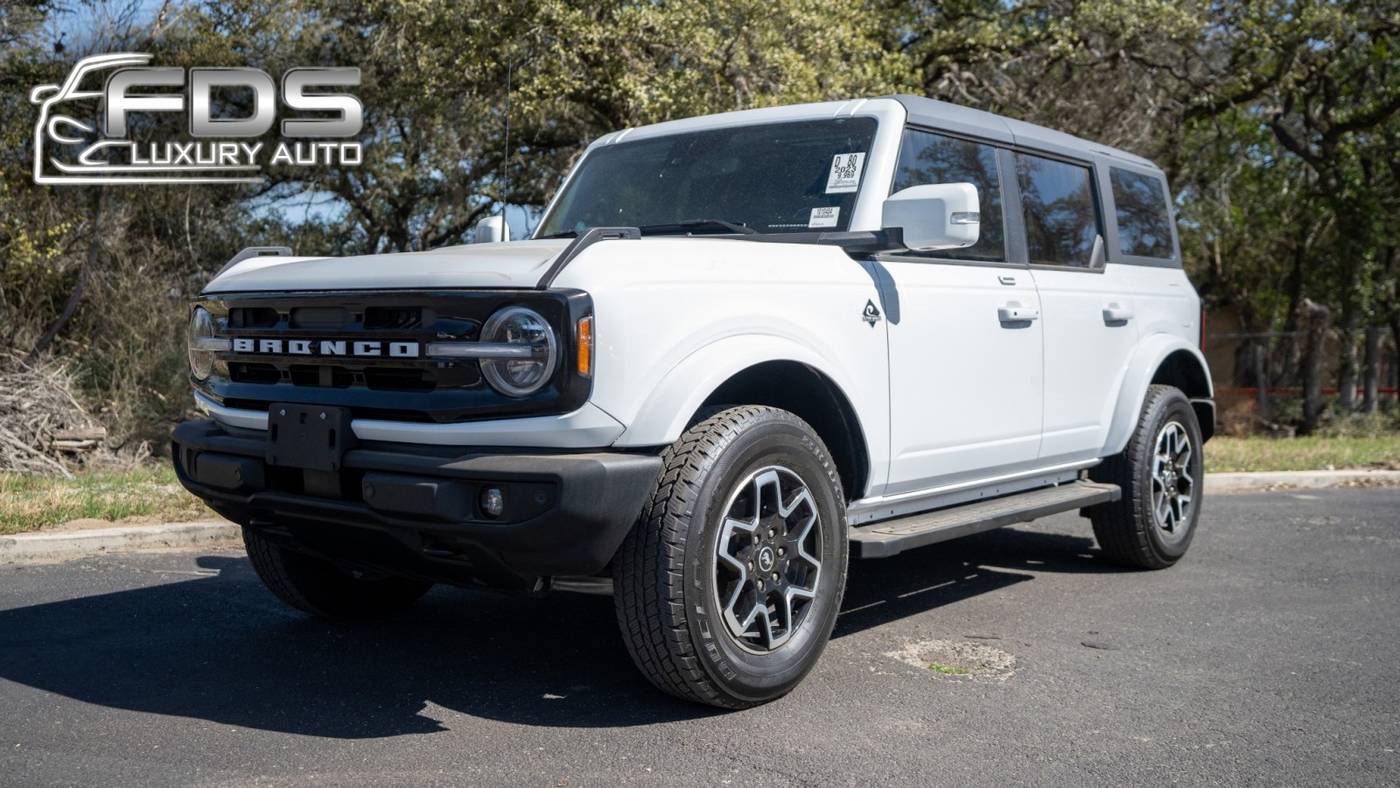 2023 Ford Bronco Outer Banks — SUV — 9,957 mi — San Antonio, TX