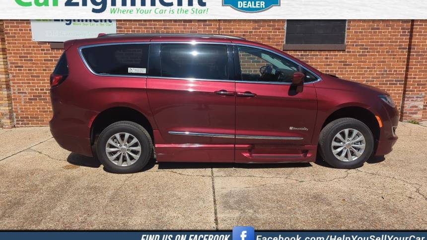 2017 Chrysler Pacifica Touring L — Minivan — 49,818 mi — Mobile, AL