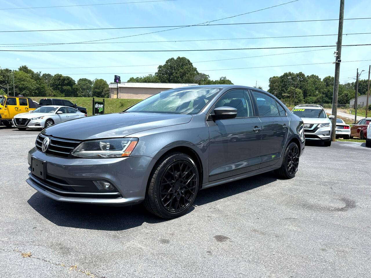 2017 Volkswagen Jetta 1.8T SEL — Sedan — 106,956 mi — Hickory, NC