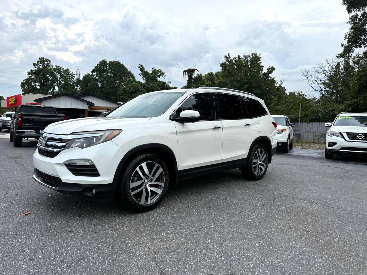 2018 Honda Pilot Touring — SUV — 93,447 mi — Hickory, NC