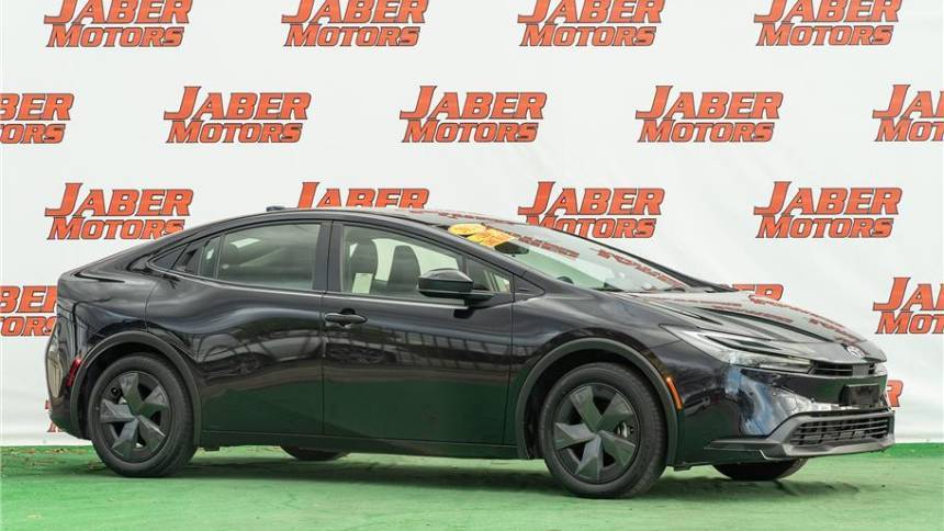 2024 Toyota Prius LE — Hatchback — 13,444 mi — Reedley, CA
