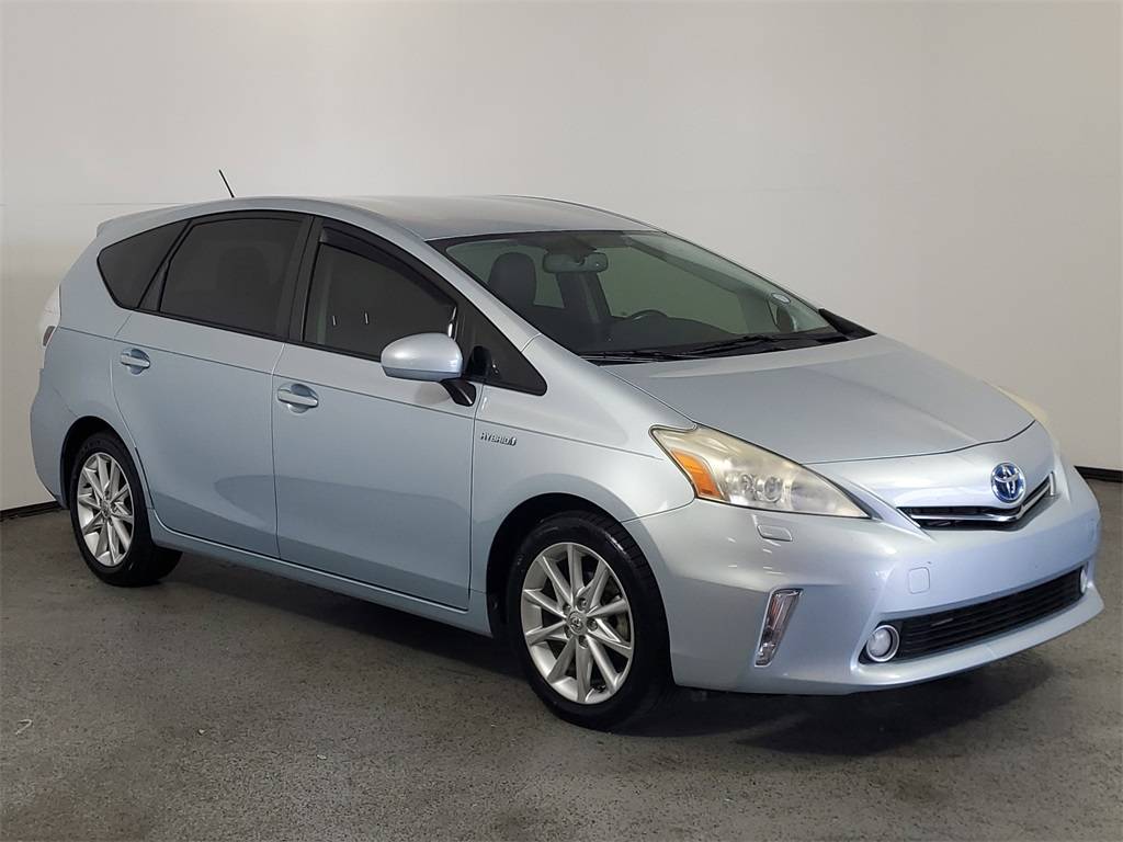 2014 Toyota Prius v Two — Wagon — 60,975 mi — Clermont, FL
