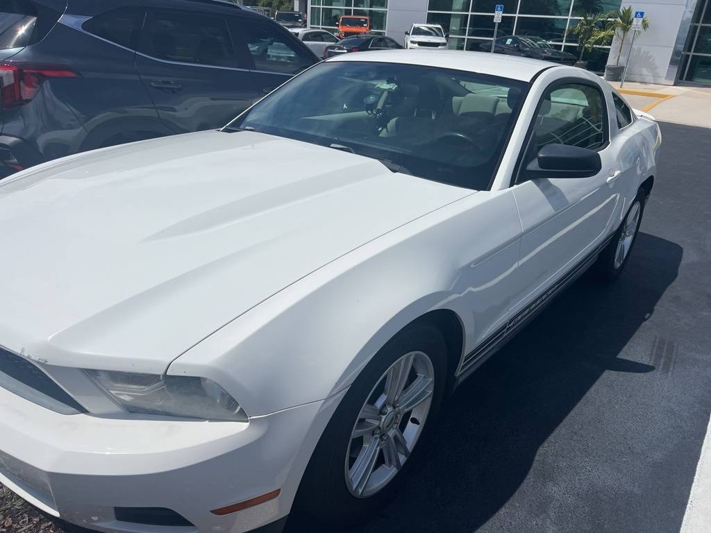 2010 Ford Mustang V6 — Coupe — 117,299 mi — Clermont, FL