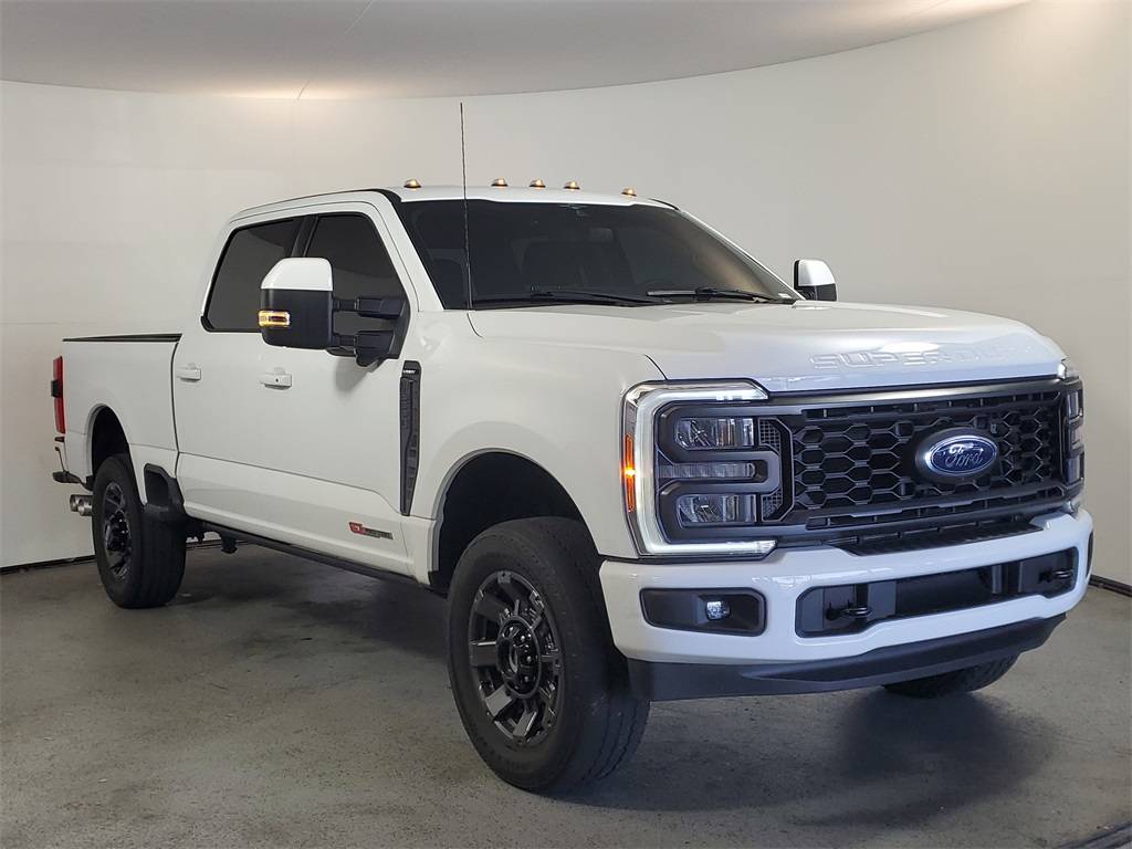 2023 Ford Super Duty F-250 LARIAT — Pickup Truck — 29,766 mi — Clermont, FL