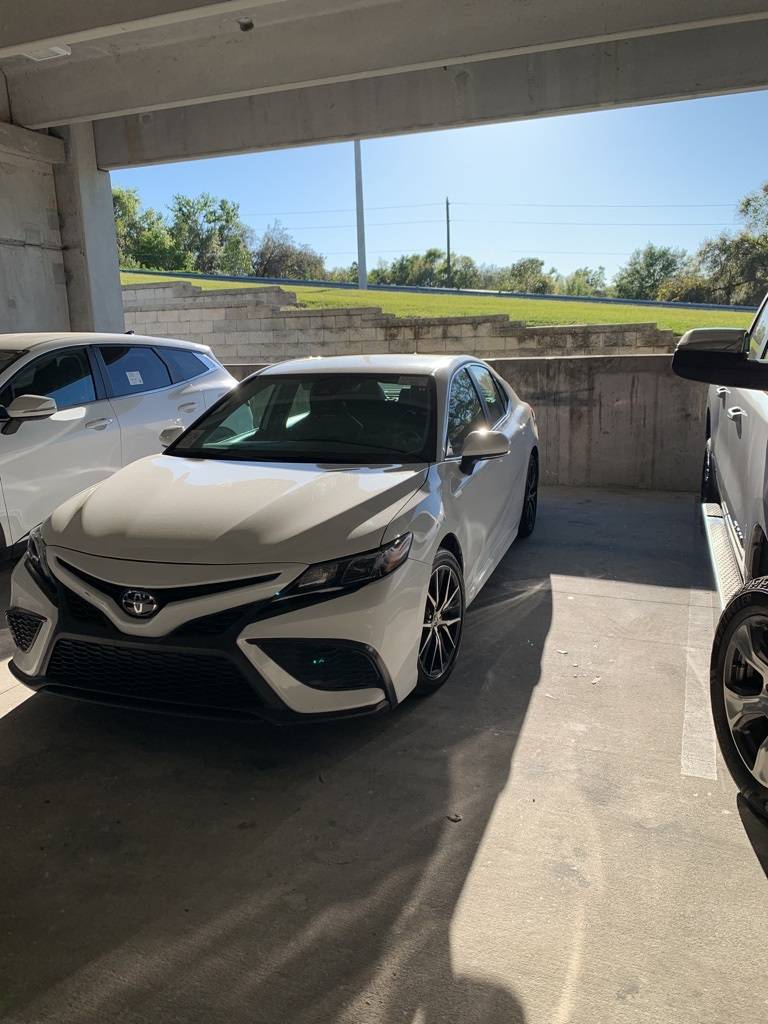 2023 Toyota Camry SE — Sedan — 52,408 mi — Clermont, FL