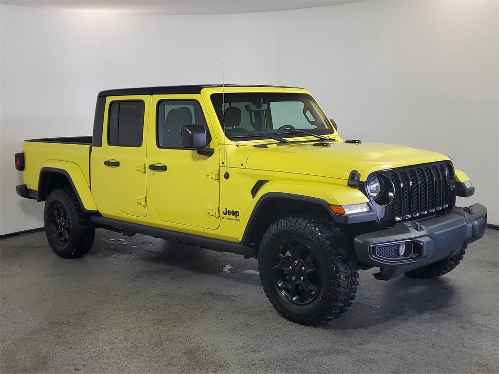 2023 Jeep Gladiator Willys — Pickup Truck — 23,740 mi — Clermont, FL