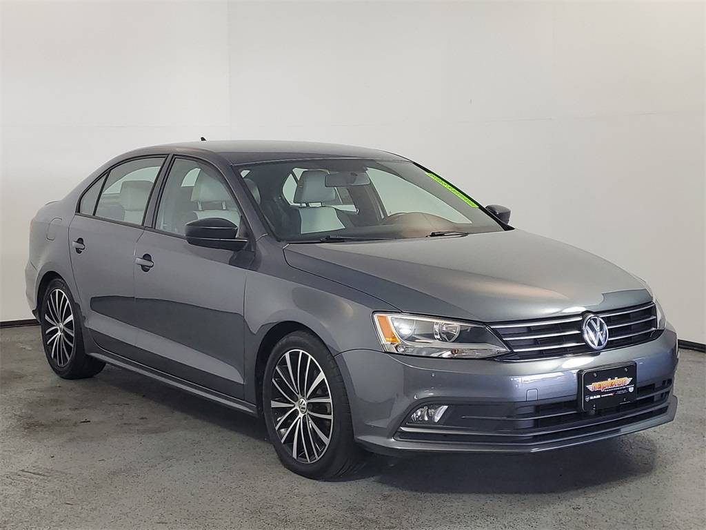 2016 Volkswagen Jetta 1.8T Sport — Sedan — 76,063 mi — Clermont, FL