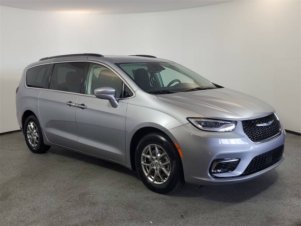 2021 Chrysler Pacifica Touring — Minivan — 74,003 mi — Clermont, FL