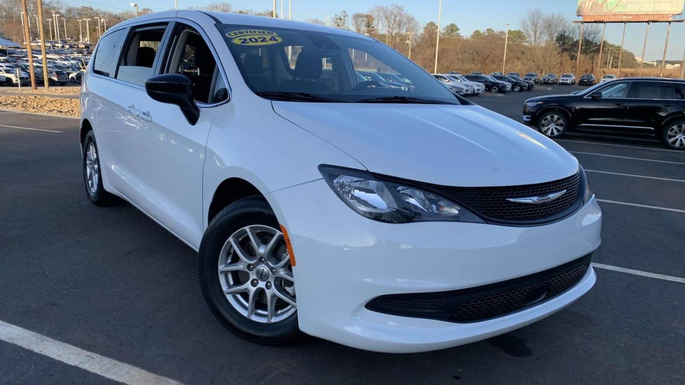 2024 Chrysler Voyager LX — Minivan — 13,005 mi — Greenville, SC