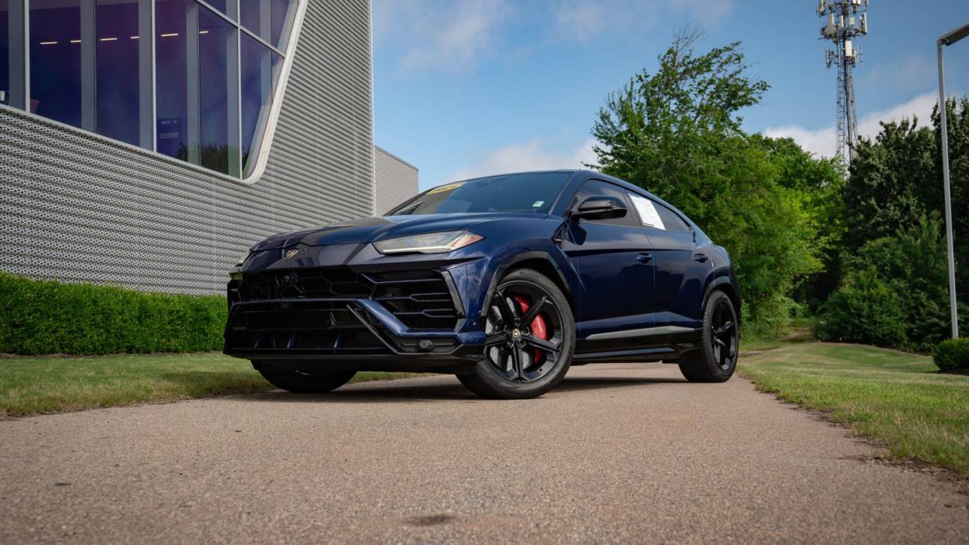 2021 Lamborghini Urus Base