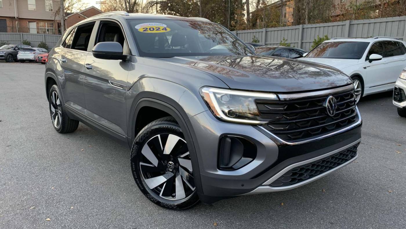 2024 Volkswagen Atlas Cross Sport SE with Technology — SUV — 6,965 mi — Greenville, SC