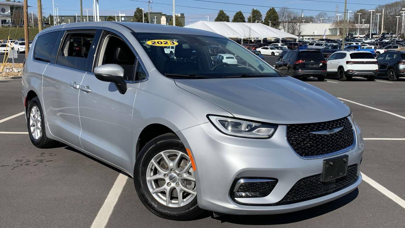 2023 Chrysler Pacifica Touring L — Minivan — 64,293 mi — Greenville, SC
