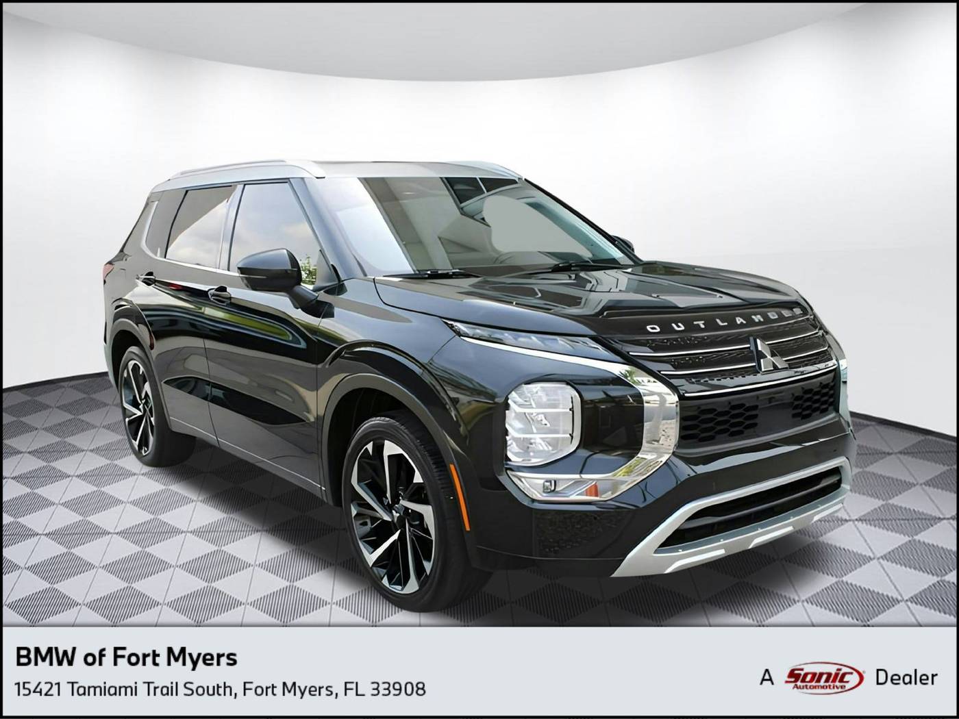 2024 Mitsubishi Outlander SEL — SUV — 17,935 mi — Fort Myers, FL