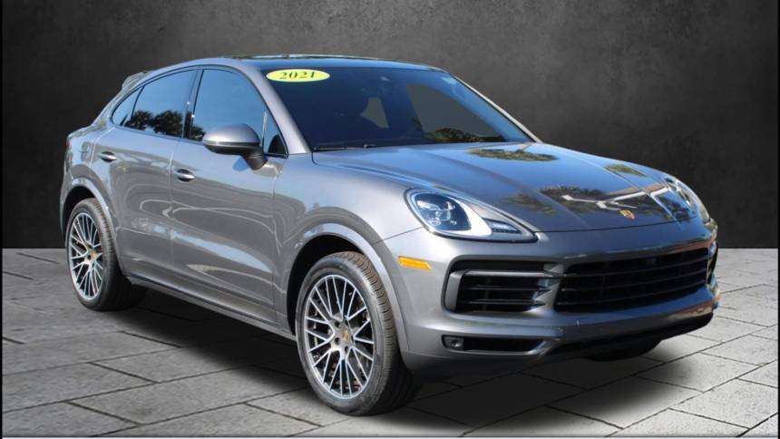 Used 2022 Porsche Cayenne Plug-in Hybrid for Sale