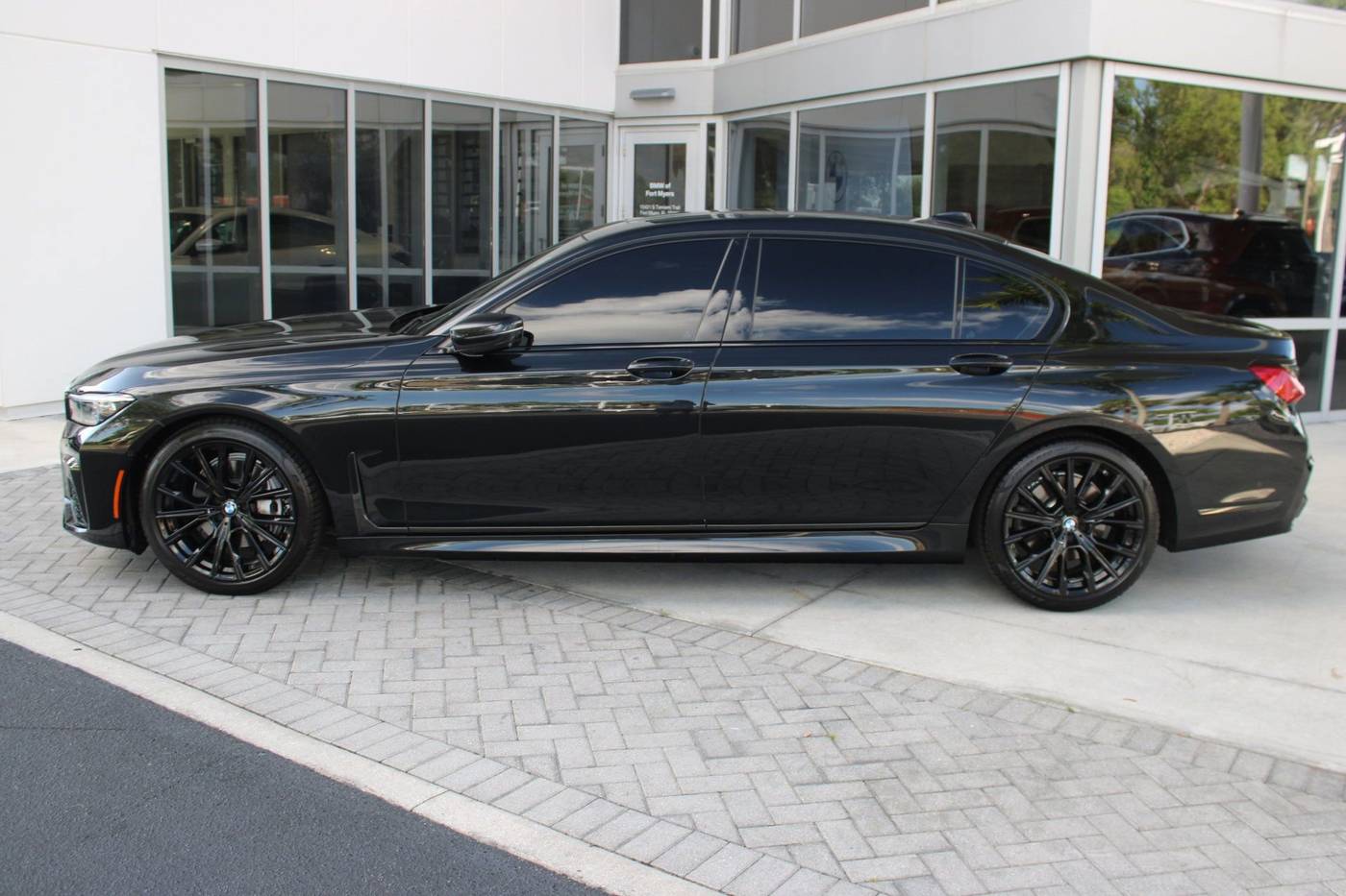2022 BMW 7 Series 740i — Sedan — 33,677 mi — Fort Myers, FL