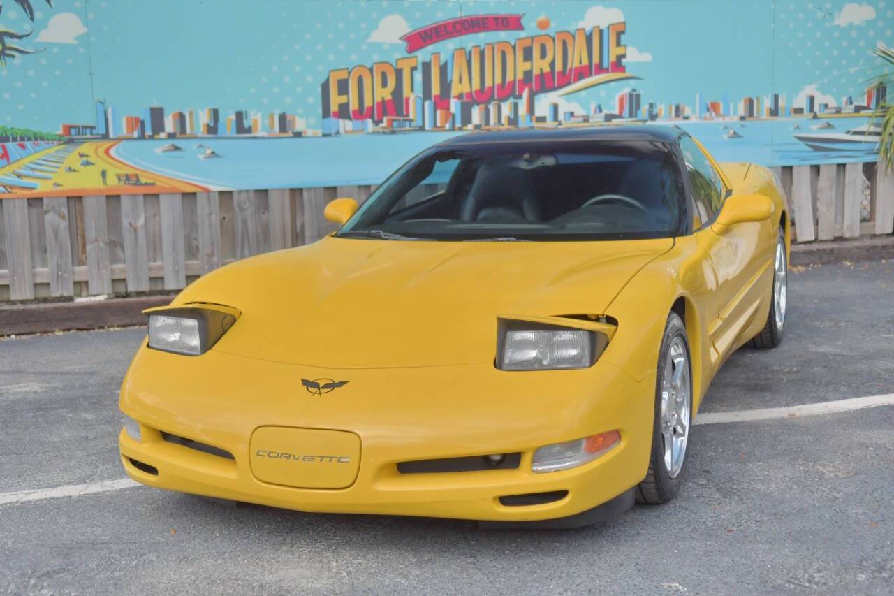 2003 Chevrolet Corvette Base — Coupe — 82,785 mi — FORT LAUDERDALE, FL