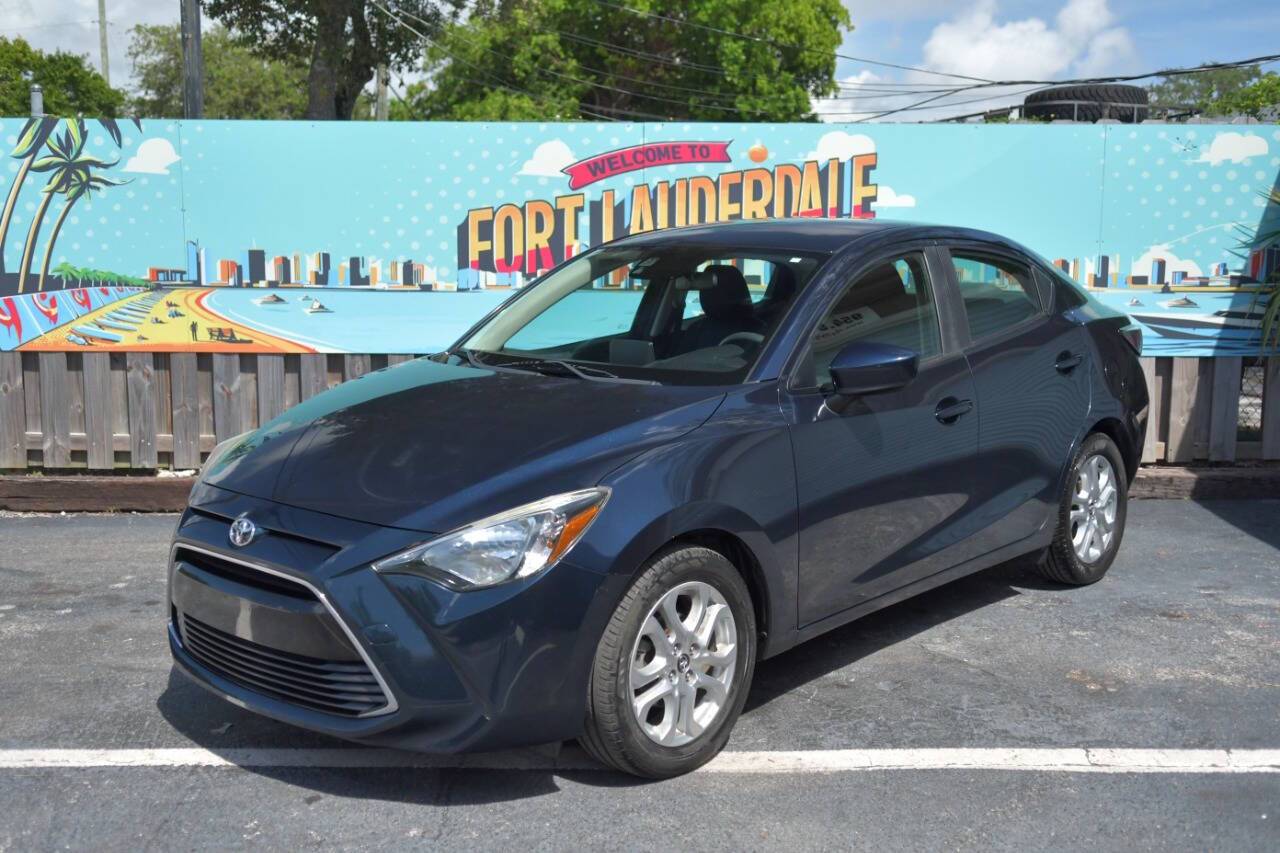 2017 Toyota Yaris iA Base — Sedan — 69,424 mi — FORT LAUDERDALE, FL