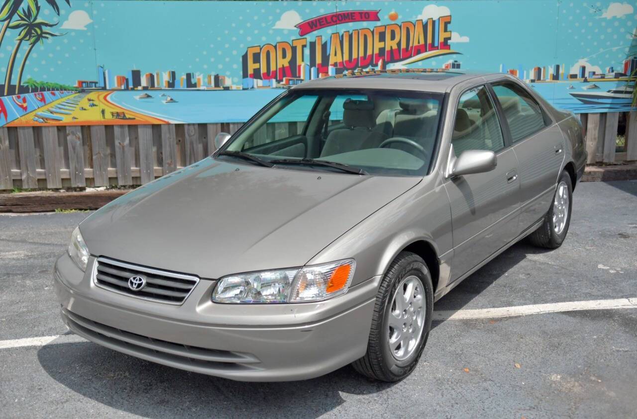 2001 Toyota Camry XLE — Sedan — 59,859 mi — FORT LAUDERDALE, FL