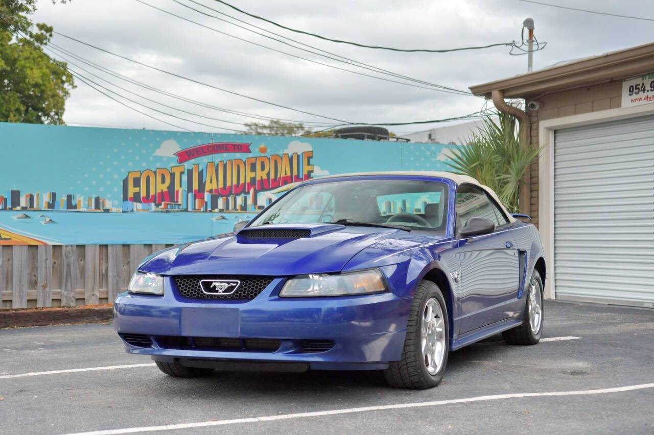 2004 Ford Mustang Premium