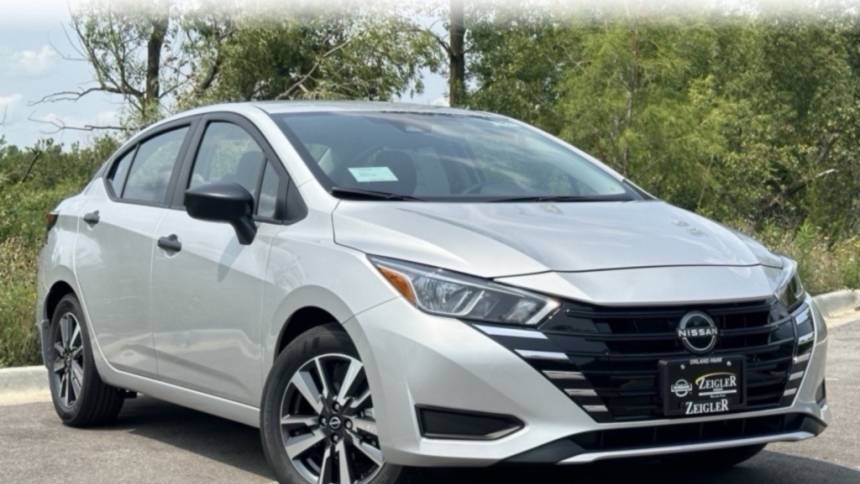 2024 Nissan Versa S — Sedan — 1,215 mi — Orland Park, IL