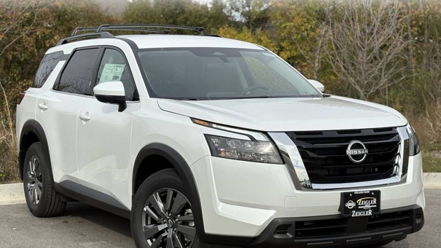 2025 Nissan Pathfinder SV — SUV — 7,408 mi — Orland Park, IL