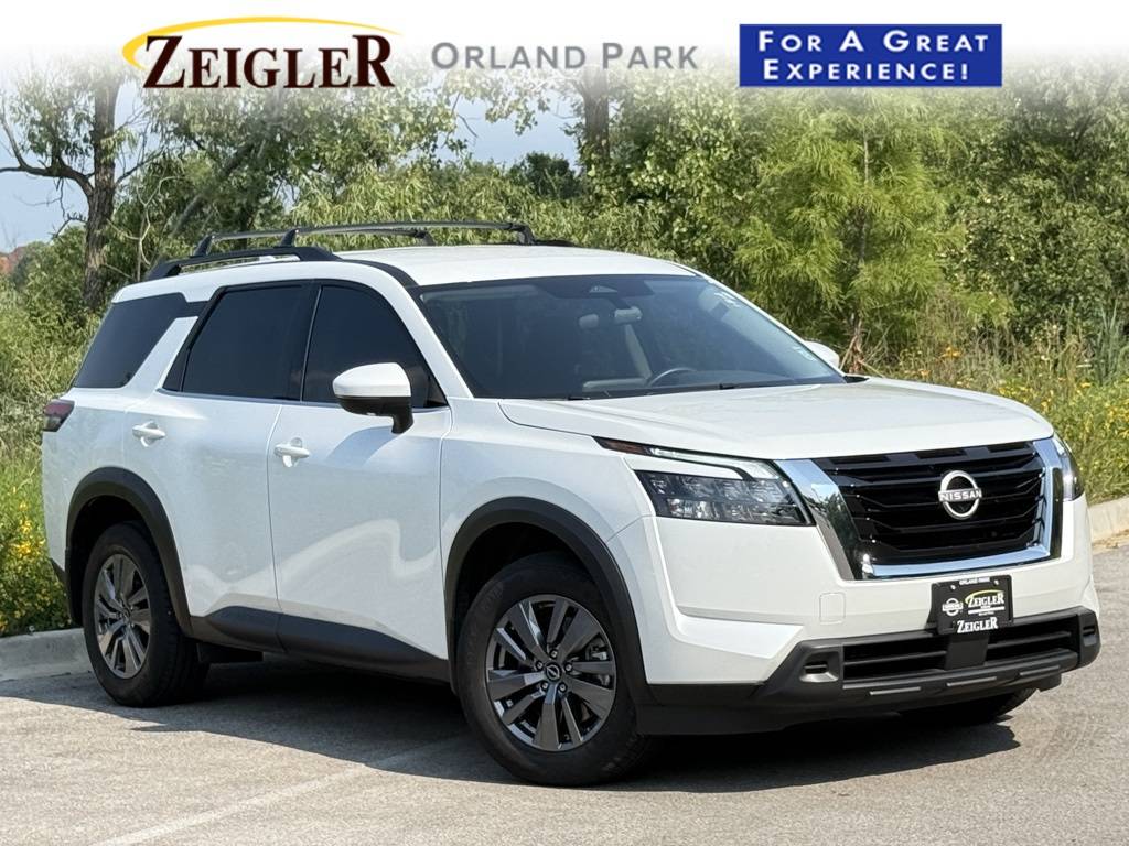 2025 Nissan Pathfinder SV — SUV — 6,838 mi — Orland Park, IL