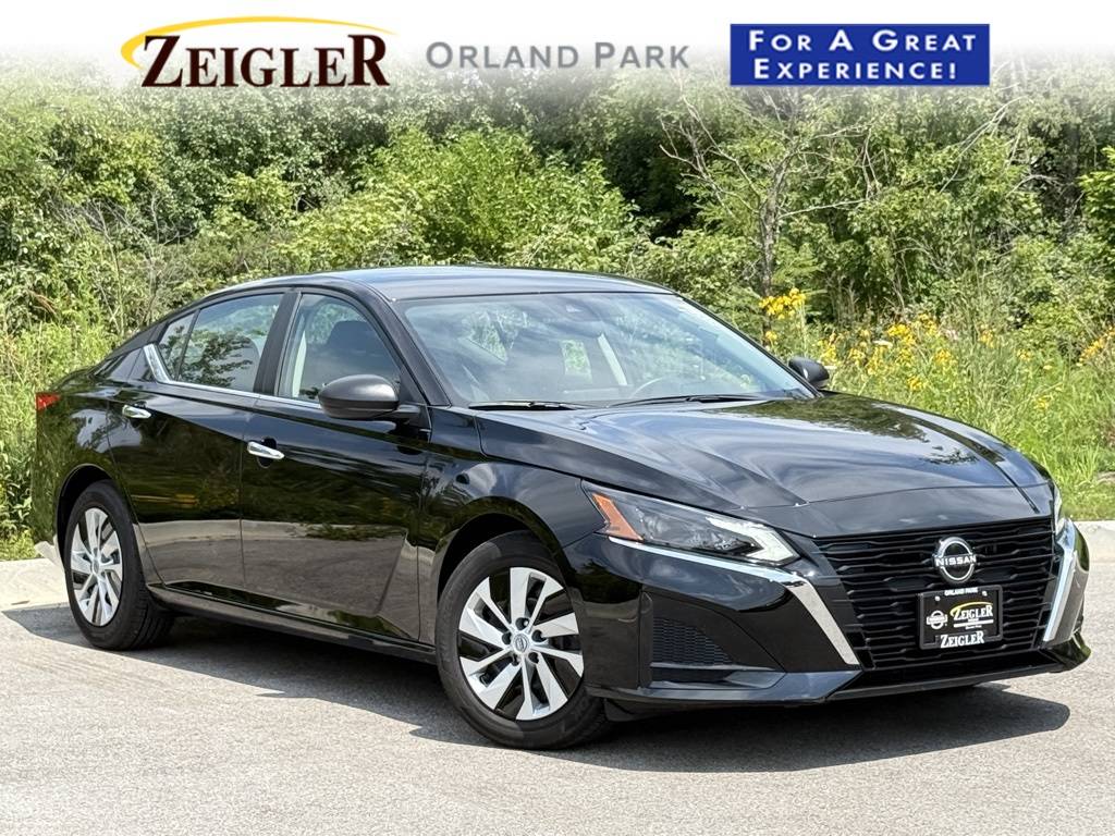 2025 Nissan Altima S — Sedan — 6,480 mi — Orland Park, IL
